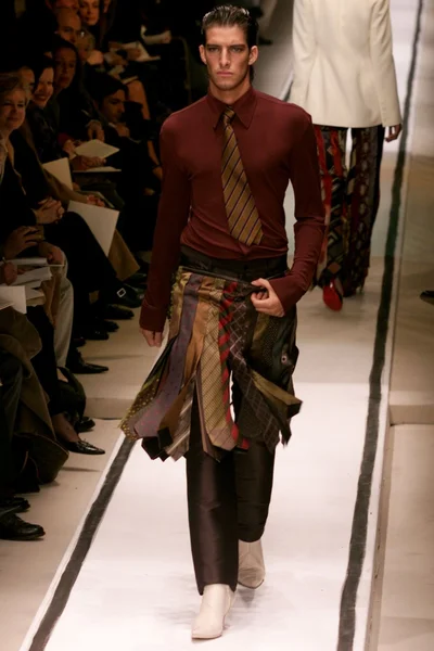 Look 23